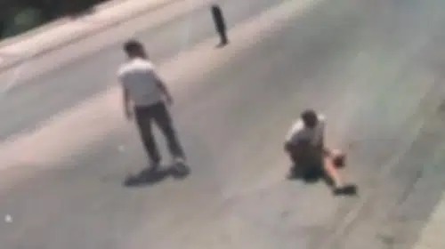 Denizli'de kanlı hesaplaşma: Bıçaklı saldırgan suç aletiyle polise sığındı