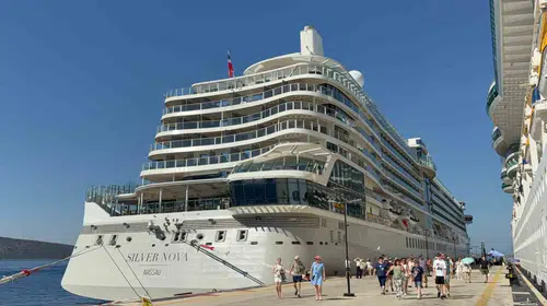 Bodrum limanında dev buluşma: 3 binden fazla turist Ege'nin incisine akın etti