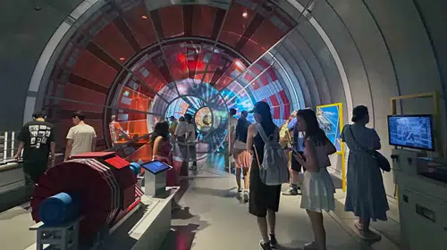 Menteşe Anadolu Lisesi öğrencileri evrenin sırlarını laboratuvar ortamında keşfetti