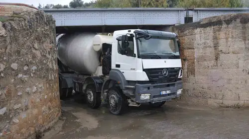 Efeler'de sürücülere kritik uyarı: O geçit 5 gün boyunca kapalı olacak
