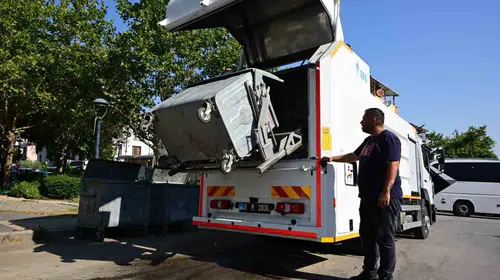 Manisa'da hijyen operasyonu: Sokaklar derin bir nefes alacak