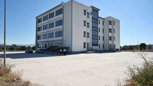 Efeler'de eğitimde yeni dönem heyecanı: Modern okul kapılarını açıyor