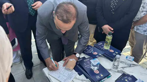 Bakan Kacır'dan Afyonkarahisar'da sürpriz üyelik hamlesi