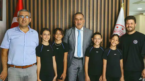 Aydın'ın gurur tablosu: Cimnastikçiler başarılarını İl Müdürü ile kutladı