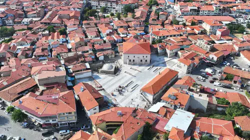 Kula’nın kalbi yeniden atıyor: Tarihi çarşıya modern dokunuş