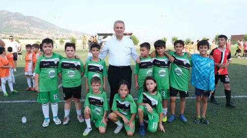 Buharkentli minikler yeşil sahalarda yeteneklerini konuşturdu