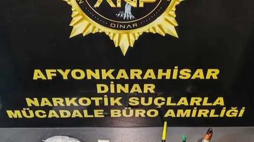 Afyonkarahisar'da zehir tacirine geçit yok: Otomobildeki zuladan servet çıktı