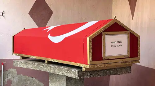Bayındır'da hüzünlü veda: Kahraman gazi son yolculuğuna uğurlandı