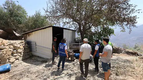 Seydikemer’de yangın mağdurlarına Büyükşehir eli uzanıyor