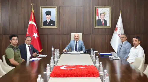 Aydın'da sokaktaki dostlarımız için kritik zirve: Yol haritası belirlendi