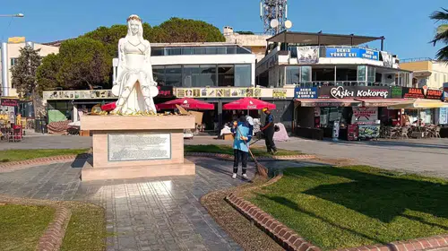 Didim’de estetik dokunuş: Parklar ve sahiller yaza hazırlanıyor