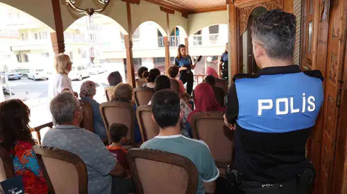 Denizli'de kadınların güvenliği için kritik buluşma: Tek tuşla yardım çağrısı