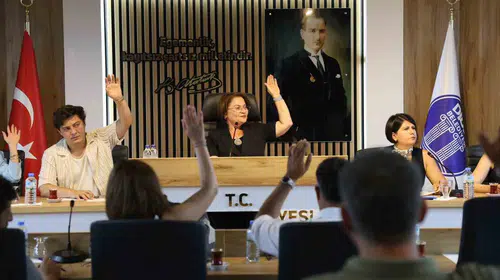 Didim'de düğün telaşı yaşayanlara Başkan Gençay'dan büyük destek: Salon artık ücretsiz