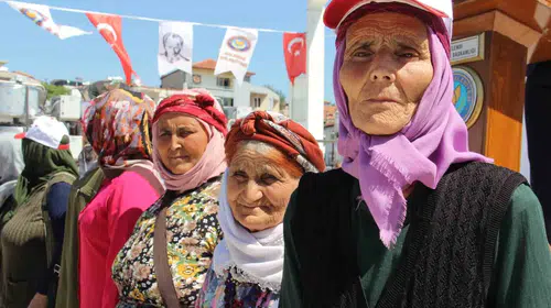 Selendi’de kadın üreticilerin sütü artık daha değerli: 113 üreticiye teknolojik destek