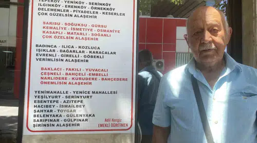 Alaşehir’in 51 mahallesini mısralara sığdırdı: Belediye binasının yeni süsü oldu
