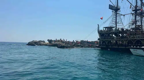 Ölüdeniz açıklarında korku dolu anlar: 100 yolcu ölümden döndü