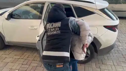 İzmir'de silah ve uyuşturucu operasyonu: 40 gözaltı, 10 tutuklama!