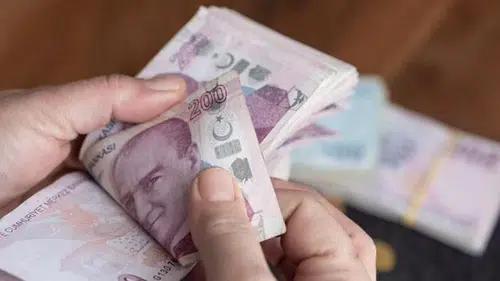 Emekli aylıklarına 3 bin 552 TL zam, bütçeye 105 milyar TL yük getirecek!