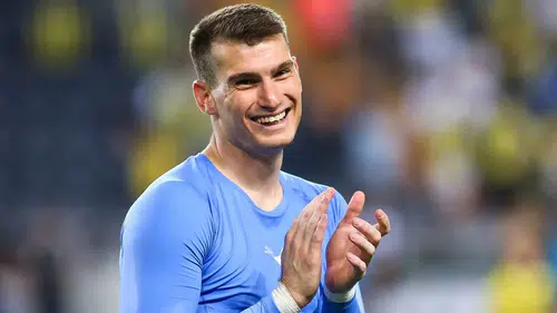 Fenerbahçe'den Livakovic Transferiyle İlgili Açıklama: "Tüm İddialar Asılsız!"