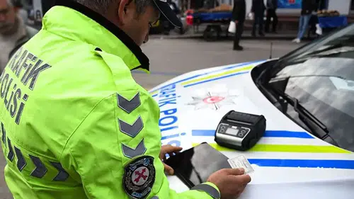 Yeni trafik düzenlemeleriyle bisiklet ve skuter kullanımına caydırıcı yaptırımlar geliyor