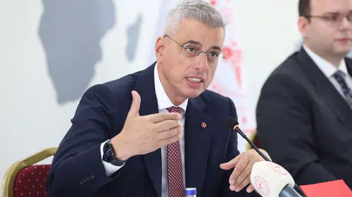 "Bakan Memişoğlu: Kanser ve SMA İlaçları Artık Yerli Olarak Üretilecek!"