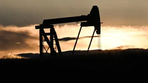 Petrol fiyatları düşerken ABD İran'a yaptırımlar hazırlıyor: Piyasalar etkileniyor