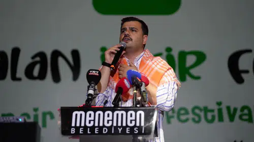 Eyyüp Kadir İnan’dan İGC Başkanı’na sert tepki: “Sırtını dayadığın o eski Türkiye'nin vesayetçi zihniyetiyle; koskoca bir şehrin iradesine ayar veremezsin”