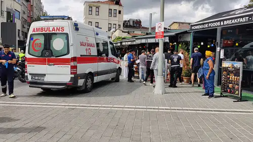 Fatih'te döviz bürosunda çıkan silahlı kavgada 3 kişi hayatını kaybetti