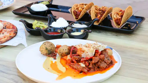 Buca'nın Cep Dostu Kafeleri Vatandaşa Nefes Aldırıyor