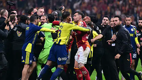 PFDK'dan derbi cezası: Abdülkerim Bardakcı ve Brown'a men