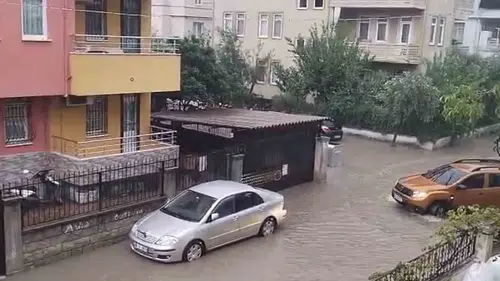 Fethiye'de gökyüzü boşaldı: Tarım arazileri ve evler sular altında kaldı