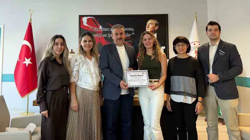 Muğlalı dermatologdan tıp dünyasına büyük gurur: Zirveye yerleşti