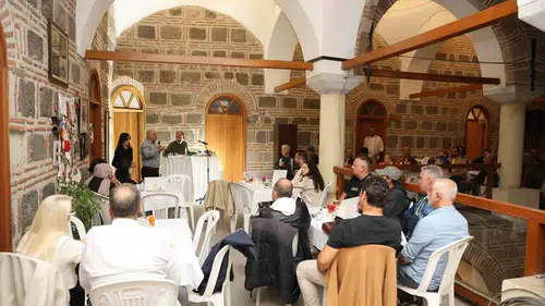 Manisa'nın kültür rotasında edebiyat rüzgarı: Kurşunlu Han'da gizli kalmış hikayeler gün yüzüne çıktı