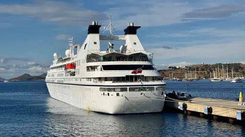 Ege'nin turizm rotasinda lüks durak: Star Legend Bodrum'a demir attı