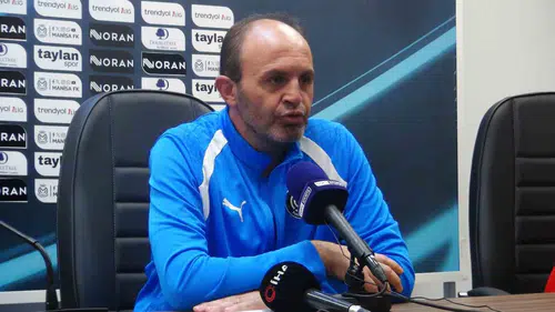 Manisa FK evinde gol düellosundan boynu bükük ayrıldı: 3-4