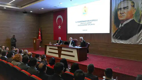 Denizli’de ulaşım seferberliği: Vali Köşger’den kritik kavşak ve yol talimatı