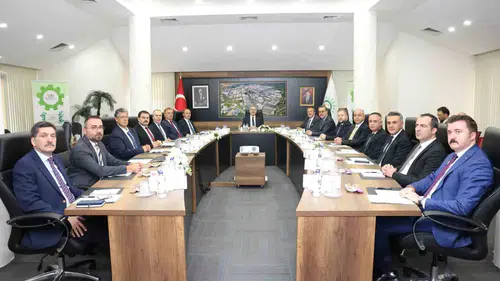 Denizli sanayisinde yeni dönem: İstihdam ve eğitimde ortak akıl buluşması