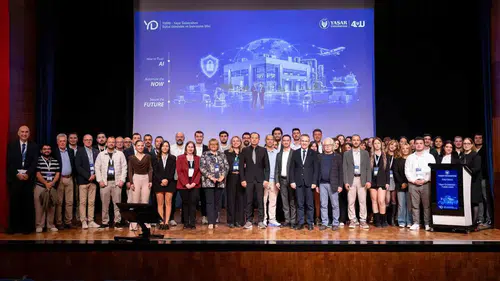 Süreyya Ciliv'den iş dünyasına altın değerinde tavsiye: Başarı için sadece teknoloji yetmez