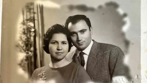 68 yıllık sevda engel tanımadı: Hastalığını unutup ayağa kalktı