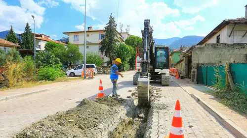 Honaz’da dev altyapı hamlesi: Sağlıksız borular tarih oluyor
