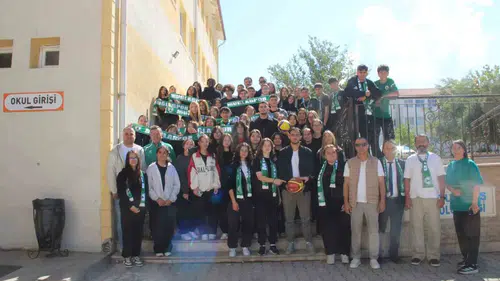 Muğlasporlu yıldızlar okul yolunda: Gençlerle buluşma heyecanı