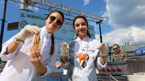 Selimiye’de deniz bereketi: Marmaris lezzet rüzgarıyla buluştu