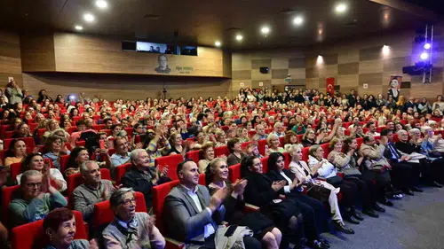 Sanat Güneşi Manisa’da bir kez daha doğdu: Unutulmaz eserlerle duygusal anlar