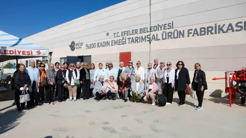 Efeler'in kadın gücü Türkiye'ye örnek oldu: Konsey üyelerinden tam not