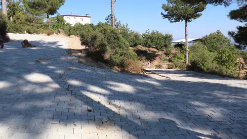 Madran’da imece ruhu kazandı: Yayla yolunda ulaşım konforu arttı
