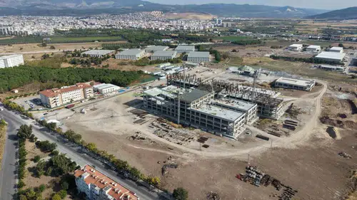 Akhisar’da dev sağlık yatırımı: Eski fabrikanın yerinde modern şifa merkezi yükseliyor