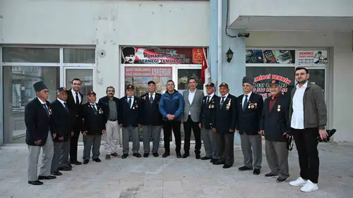 52 yıl sonra gelen vuslat: Kıbrıs gazileri cepheye geri dönüyor