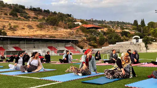 Güney'de spor rüzgarı: Kadınlar matlarını alıp sahaya indi