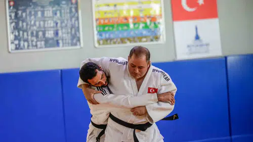 Minderin görünmez kahramanı: 15 yıllık tutku 2028 yolunda