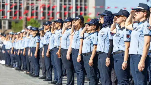 İzmir Büyükşehir Belediyesi zabıta kadrosunu genişletiyor: 90 yeni personel alınacak